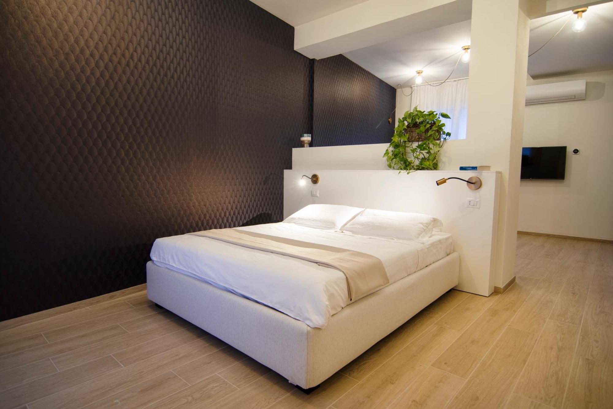 Gigi Suites&Apartments Stresa Exteriör bild