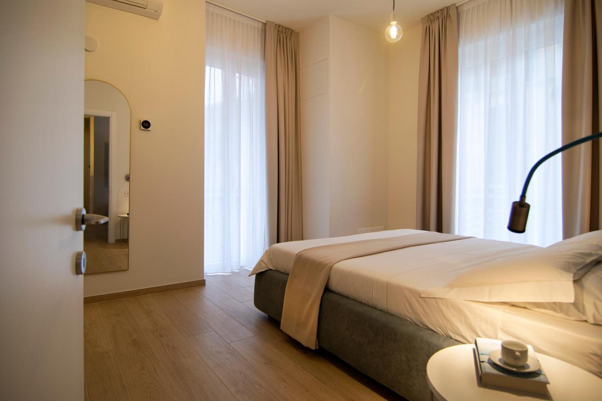 Gigi Suites&Apartments Stresa Exteriör bild